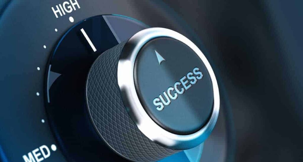 BE A SUCCESSFUL DJ