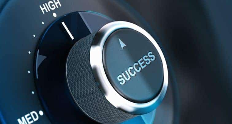 BE A SUCCESSFUL DJ